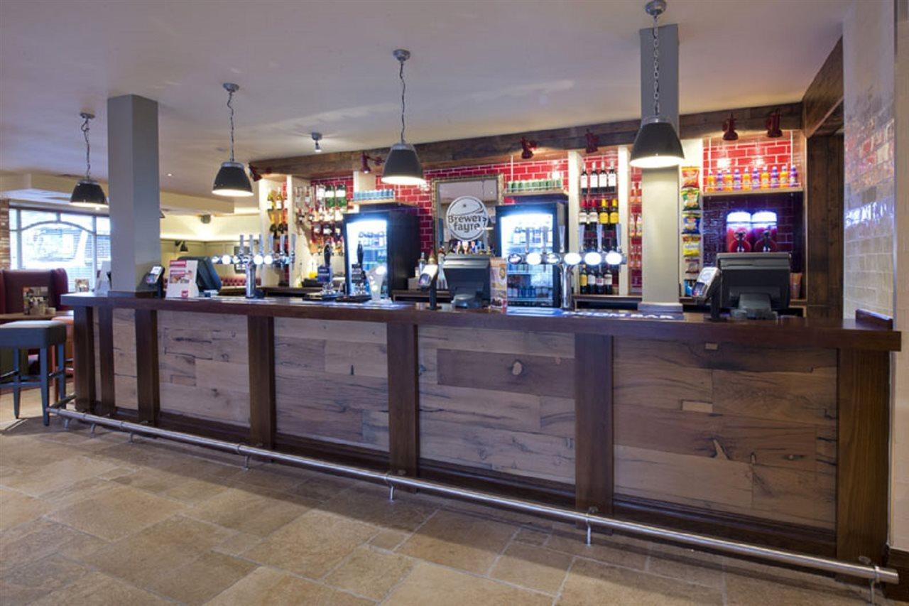 Premier Inn Sheffield/Barnsley Eksteriør billede