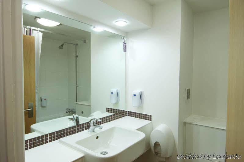 Premier Inn Sheffield/Barnsley Eksteriør billede
